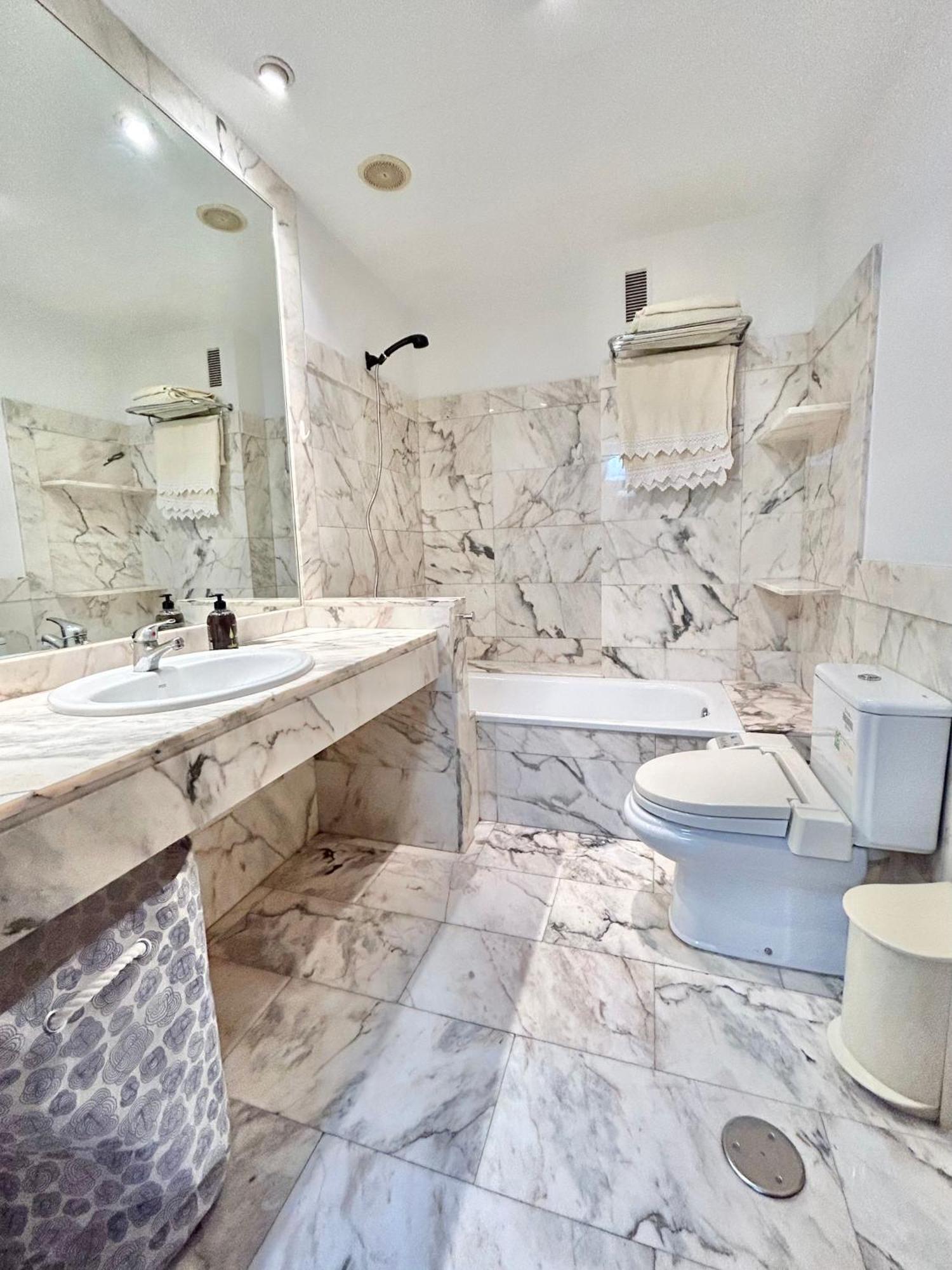 Vivienda Rectorado 2 Apartment Саламанка Екстериор снимка